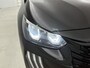 Peugeot e-208 EV Style 50 kWh 136pk | Navigatie | Climate Control | Cruise Control | Parkeersensoren v+a | Stoelverwarming | Draadloze Apple Carplay / Android Auto | DAB+ radio | Led koplampen | Elektrisch inklapbare spiegels | Armsteun | Donker getint glas | 16" lichtmetalen velgen |