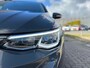 Volkswagen Golf 1.5 TSI Life Business |Pano dak|Ambient lighting|Camera|Carplay|Full LED
