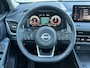 Nissan Qashqai 1.3 MHEV Xtronic N-Connecta Automaat / Fabrieksgarantie tot 07-2028<100.000 / 1.800 kg trekgewicht / Panoramadak / Elektrische klep / HUD / Camera 360° /  Cold pack / Pack Easy / Stuur-, stoel- en voorruitverwarming / Navigatie / Apple Carplay Android / 18" LM wielen /