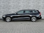 Volvo V60 2.0 B4 Core | Adaptieve Cruise Control | Stuurwielverwarming | Dodehoek Detectie | Navigatie | DAB+ | Keyless Entry / Start | Elektrische Achterklep |