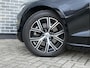 Volvo V60 2.0 B4 Core | Adaptieve Cruise Control | Stuurwielverwarming | Dodehoek Detectie | Navigatie | DAB+ | Keyless Entry / Start | Elektrische Achterklep |