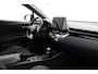 Toyota C-HR 1.8 Hybrid Style | Trekhaak | Dodehoek detectie | Apple Carplay / Android Auto | Stoel-/stuurverwarming | Keyless | Adaptive Cruise | Full LED | Clima | Parkeersensoren voor/achter | Camera | 18 inch