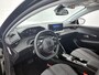 Peugeot 208 Allure Hybrid 110pk Automaat | Lage kilometerstand! | Navigatie | Climate Control | Cruise Control | Parkeersensoren v+a | Armsteun | Digitaal instrumentenpaneel | Draadloze Apple Carplay / Android Auto | DAB+ radio | All seasonbanden | Led koplampen | Donker getint glas | 16" lichtmetalen velgen |
