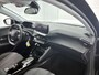 Peugeot 208 Allure Hybrid 110pk Automaat | Lage kilometerstand! | Navigatie | Climate Control | Cruise Control | Parkeersensoren v+a | Armsteun | Digitaal instrumentenpaneel | Draadloze Apple Carplay / Android Auto | DAB+ radio | All seasonbanden | Led koplampen | Donker getint glas | 16" lichtmetalen velgen |