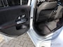Mercedes-Benz B-klasse 220 Launch Edition Premium Plus | AMG | Night-Pakket | Voorstoelen Memory+Verw. | MBUX | Pano | Trekhaak | Ambiente | Multibeam LED | Sound-System | Keyless | Parkeer-Pakket | Diefstalbeveiligingspakket |