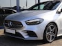 Mercedes-Benz B-klasse 220 Launch Edition Premium Plus | AMG | Night-Pakket | Voorstoelen Memory+Verw. | MBUX | Pano | Trekhaak | Ambiente | Multibeam LED | Sound-System | Keyless | Parkeer-Pakket | Diefstalbeveiligingspakket |
