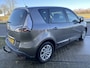 Renault Scenic 1.5 dCi Dynamique / Trekhaak / Climate / PDC V+A / Keyless / Navi / Cruise / LMV /
