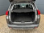 Peugeot 2008 1.2 PureTech / Pano / Leer / Navi
