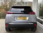 Peugeot e-2008 EV GT 50 kWh | Adaptieve Cruise Control | Navi | Achteruitrijcamera | 3D Cockpit | Full LED | Stoelverwarming | Alcantara bekleding | Apple Carplay/Android Auto