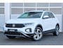 Volkswagen T-Roc 1.0 TSI 110pk Life 75 Edition | App Connect | Achteruitrijcamera | Parkeersensoren