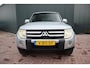 Mitsubishi Pajero 3.2 DI-D Invite Side Window Van Automaat Leder Navigatie Grijs kenteken Trekhaak