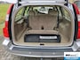 Volvo V70 2.4 Summum 7 persoons! Mooie auto!