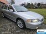 Volvo V70 2.4 Summum 7 persoons! Mooie auto!