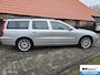Volvo V70 2.4 Summum 7 persoons! Mooie auto!