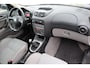Alfa Romeo 147 1.6 T.Spark Progression APK t/m 15-04-2027, Airco, Cruise control, Elektrische ramen, Radio cd speler