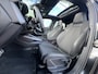 Audi A3 Sportback 45 TFSI e S edition Competition / 18 Inch / Panoramadak / Ambiance Verlichting / 272 PK / Stoelverwarming