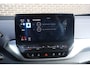 Volkswagen ID.4 204pk First 77 kWh | SoH 93% | Trekhaak Wegklapbaar | Stoelverwarming | Volautomatische Airconditioning