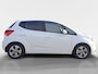 Kia Venga 1.6 ExecutiveLine Automaat | Navi | Schuifkanteldak | Trekhaak | Bovag garantie | Lage km stand | NAP