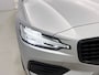 Volvo V60 2.0 B3 Momentum Advantage