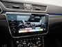 Skoda Superb Combi 1.4 TSI iV Sportline Business Plug In Hybrid 218pk PHEV | Panodak | Adaptive Cruise | Camera | Canton Audio | Alcantara Sportstoelen Memory & Verwarmd | Sfeerverlichting | Apple Carplay | Crystal LED | Stuur Verwarmd | Navigatie | DAB |