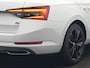 Skoda Superb Combi 1.4 TSI iV Sportline Business Plug In Hybrid 218pk PHEV | Panodak | Adaptive Cruise | Camera | Canton Audio | Alcantara Sportstoelen Memory & Verwarmd | Sfeerverlichting | Apple Carplay | Crystal LED | Stuur Verwarmd | Navigatie | DAB |