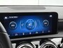 Mercedes-Benz A-klasse 180 Premium Plus Ledkoplampen | Apple CarPlay | Achteruitrijcamera | Spiegelpakket | Keyless-Go | Sfeerverlichting. Inclusief 24 maanden Mercedes-Benz Certified garantie voor Europa.