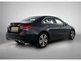 Mercedes-Benz A-klasse 180 Premium Plus Ledkoplampen | Apple CarPlay | Achteruitrijcamera | Spiegelpakket | Keyless-Go | Sfeerverlichting. Inclusief 24 maanden Mercedes-Benz Certified garantie voor Europa.