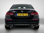 Mercedes-Benz A-klasse 180 Premium Plus Ledkoplampen | Apple CarPlay | Achteruitrijcamera | Spiegelpakket | Keyless-Go | Sfeerverlichting. Inclusief 24 maanden Mercedes-Benz Certified garantie voor Europa.