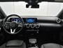 Mercedes-Benz A-klasse 180 Premium Plus Ledkoplampen | Apple CarPlay | Achteruitrijcamera | Spiegelpakket | Keyless-Go | Sfeerverlichting. Inclusief 24 maanden Mercedes-Benz Certified garantie voor Europa.