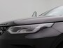 Land Rover Discovery Sport P300e 1.5 R-Dynamic HSE | Panoramadak | Rode remklauwen | Privacy Glass | 20" Inch | Meridian Surround | Stoelverwarming | Stuur verwarming |