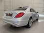 Mercedes-Benz S-klasse 500 Prestige Plus PANO/BURMESTER/NACHTZICHT/MASSAGE+VENTILATIE/NAPPA-LEER DESIGNO/AMBIENT-SFEER/CAMERA/LED-INTELLIGENT/SOFT-CLOSE/19"BREEDSET/EXCLUSIVE-PAKKET/VOLLEDIG MERCEDES DEALER HISTORIE/TOPCONDITIE/1e E