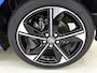 Toyota Yaris 1.5 Hybrid 130 Launch Edition | JBL | Head-Up Display | Stoel + Stuurverwarming | Dodehoekdetectie | Parkeersensoren voor+achter | Draadloze telefoonlader | Apple CarPlay/Android auto | Navigatie |