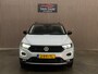 Volkswagen T-Roc 1.5 TSI R-line 2018 LED NAVI CAR-PLAY CRUISE