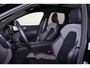 Volvo XC60 T8 Recharge AWD Ultra Black Edition - Luchtvering - Panorama/schuifdak - IntelliSafe Assist & Surround - 360º Camera - Bowers & Wilkins audio - Adaptieve LED koplampen - Verwarmde voorstoelen, stuur & achterbank - Parkeersensoren voor & achter - Elektr. bedienb. voorstoelen met geheugen - Head up display - Draadloze tel. lader - Extra getint glas - 21' LMV
