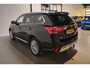Mitsubishi Outlander 2.4 PHEV Instyle - Stoel/Stuurverwarming - Trekhaak - Schuif/kanteldak - Apple Carplay/Android auto - Adaptive Cruise - Dodehoekdetectie - Premium Audio - Speciale lak