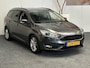 Ford Focus WAGON 1.5 150 PK ! TITANIUM TREKHAAK NAVIGATIE CRUISE CONTROL RIJSTROOKSESNOREN DODEHOEKSENSOREN ACHTERUITRIJCAMERA TREKHAAK ZEER MOOI !! 3010