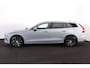 Volvo V60 T6 Recharge AWD Core Bright - IntelliSafe Assist & Surround - 360º Camera - Harman/Kardon audio - Adaptieve LED koplampen - Verwarmde voorstoelen, stuur & achterbank - Parkeersensoren voor & achter - Extra getint glas - 18' LMV