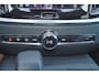 Volvo V60 T6 Recharge AWD Core Bright - IntelliSafe Assist & Surround - 360º Camera - Harman/Kardon audio - Adaptieve LED koplampen - Verwarmde voorstoelen, stuur & achterbank - Parkeersensoren voor & achter - Extra getint glas - 18' LMV