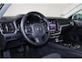 Volvo V60 T6 Recharge AWD Core Bright - IntelliSafe Assist & Surround - 360º Camera - Harman/Kardon audio - Adaptieve LED koplampen - Verwarmde voorstoelen, stuur & achterbank - Parkeersensoren voor & achter - Extra getint glas - 18' LMV