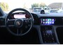 Porsche Taycan Sport Turismo Performance Plus 79 kWh | SOH 94.24% | Sport Chrono | Panorama | 360- Camera | Leder | 5-Persoons | Adaptive | Porsche-Hoofdsteun | Carplay |