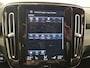 Volvo XC40 1.5 T4 Recharge R-Design | Trekhaak | 360º Camera | Adaptieve cruise | Stoel/stuurverwarming | Parkeersensoren V+A | Volvo on Call | Standkachel | Keyless entry/start | Apple carplay/android auto |
