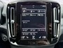 Volvo XC40 1.5 T4 Recharge R-Design | Trekhaak | 360º Camera | Adaptieve cruise | Stoel/stuurverwarming | Parkeersensoren V+A | Volvo on Call | Standkachel | Keyless entry/start | Apple carplay/android auto |