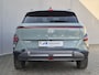 Hyundai Kona 1.6 GDI HEV Premium Sky Automaat / Dealer onderhouden / Fabrieksgarantie tot 11-2028 / Glazen schuif- en kanteldak / Elektrische achterklep / Stuur-, Stoel & Achterbank verwarming / Bose Audio Systeem / Adaptief cruise control /