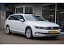 Volkswagen Passat Variant 1.5 TSI Highline DSG Carplay Trekhaak Panoramadak
