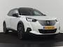 Peugeot e-2008 EV GT Pack 50 kWh | 3 Fase | Panoramadak | Stoelverwarming | Adaptive cruise | Leder | Carplay | Keyless | Camera | Full LED | Navigatie | Climate control | Dodehoek detectie