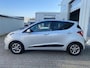 Hyundai i10 1.2i 87PK Passion 5 Pers. / Airco / Cruise / Stuur en stoelverw. / Privacyglas / LMV