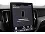 Volvo XC60 T6 Plug-in hybrid Ultra Black Edition | Trekhaak | Panoramadak | Head-Up | 360 Camera | Stoel+Stuurverwarming | 21 Inch