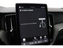Volvo XC60 T6 Plug-in hybrid Ultra Black Edition | Trekhaak | Panoramadak | Head-Up | 360 Camera | Stoel+Stuurverwarming | 21 Inch
