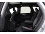 Volvo XC60 T6 Plug-in hybrid Ultra Black Edition | Trekhaak | Panoramadak | Head-Up | 360 Camera | Stoel+Stuurverwarming | 21 Inch