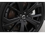 Volvo XC60 T6 Plug-in hybrid Ultra Black Edition | Trekhaak | Panoramadak | Head-Up | 360 Camera | Stoel+Stuurverwarming | 21 Inch